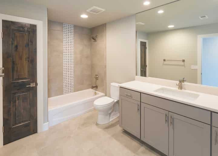 Complete bathroom remodeling professionals Waycross